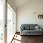 Lolita's Beachfront Loft By Wonderful Italy * باري