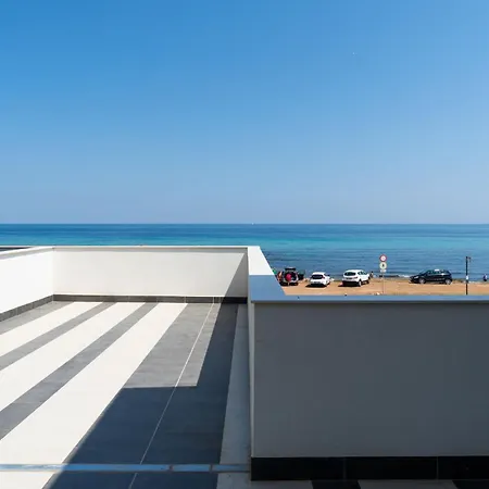Lolita's Beachfront Loft By Wonderful Italy باري