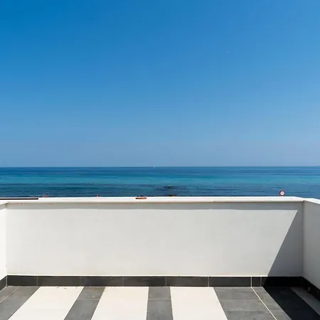 Διαμέρισμα Lolita's Beachfront Loft By Wonderful Italy *