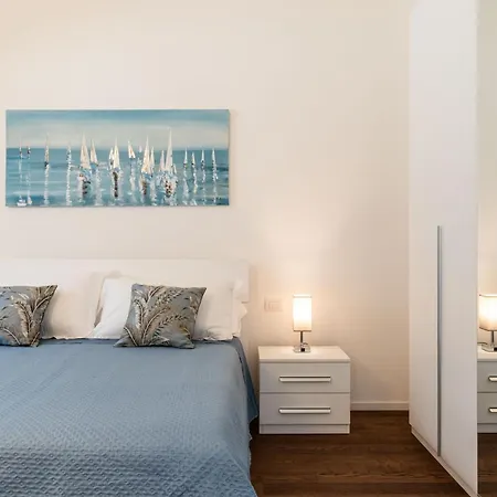 شقة Lolita's Beachfront Loft By Wonderful Italy